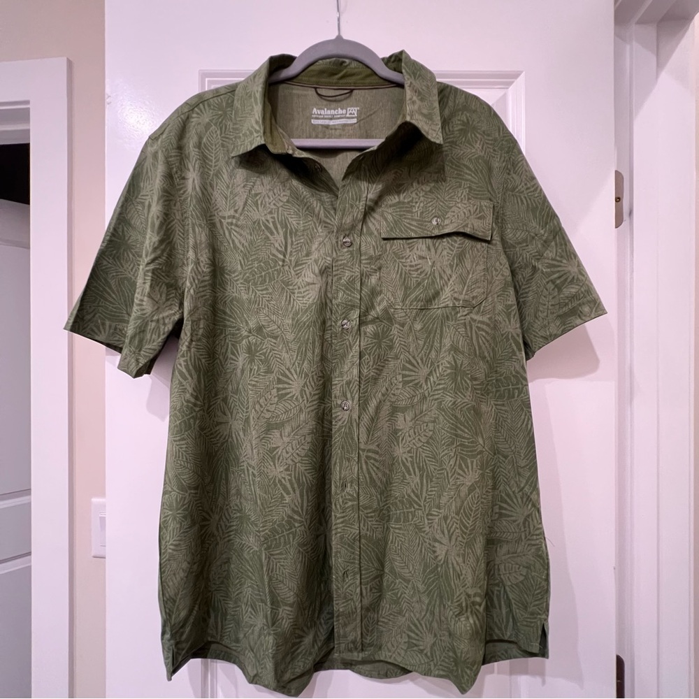 Avalanche Green Short Sleeve Button Up